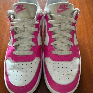 Girls Nike Sneakers